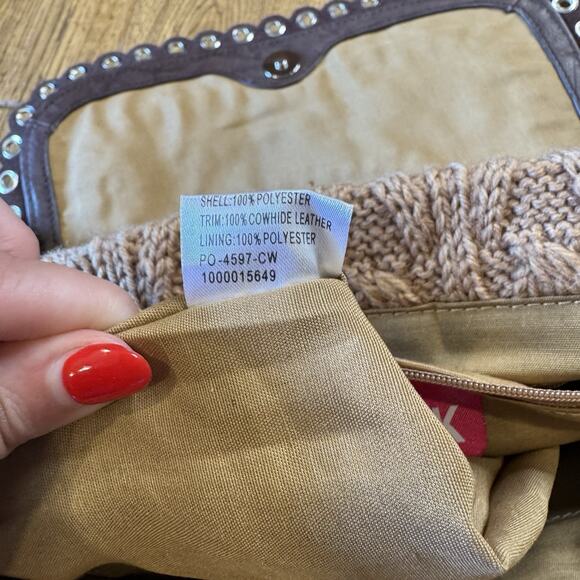 The Sak Pink Label Women's VTG Cable Knit & Cowhide Leather Boho Bag - Picture 6 of 7